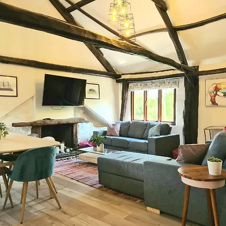 Historic Property With Stunning Views Hennock Exterior foto