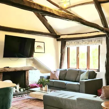 Historic Property With Stunning Views Hennock Exterior foto
