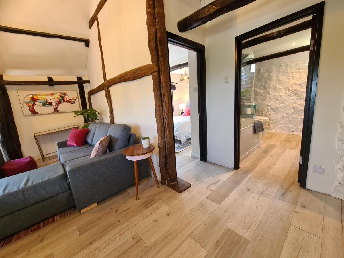 Historic With Stunning Views Holiday home *