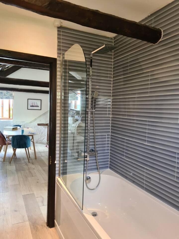 Holiday home Historic With Stunning Views Hennock